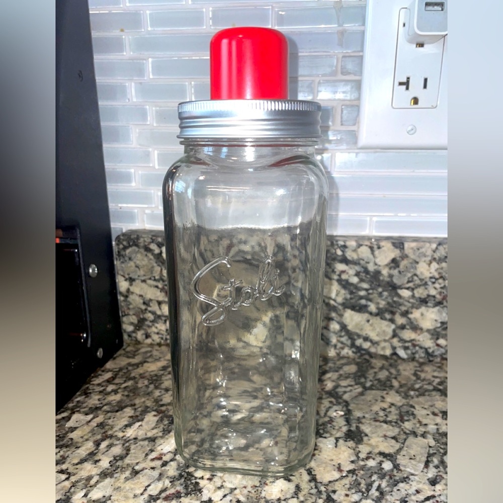 New! Stoli large glass mason jar shaker with measurements